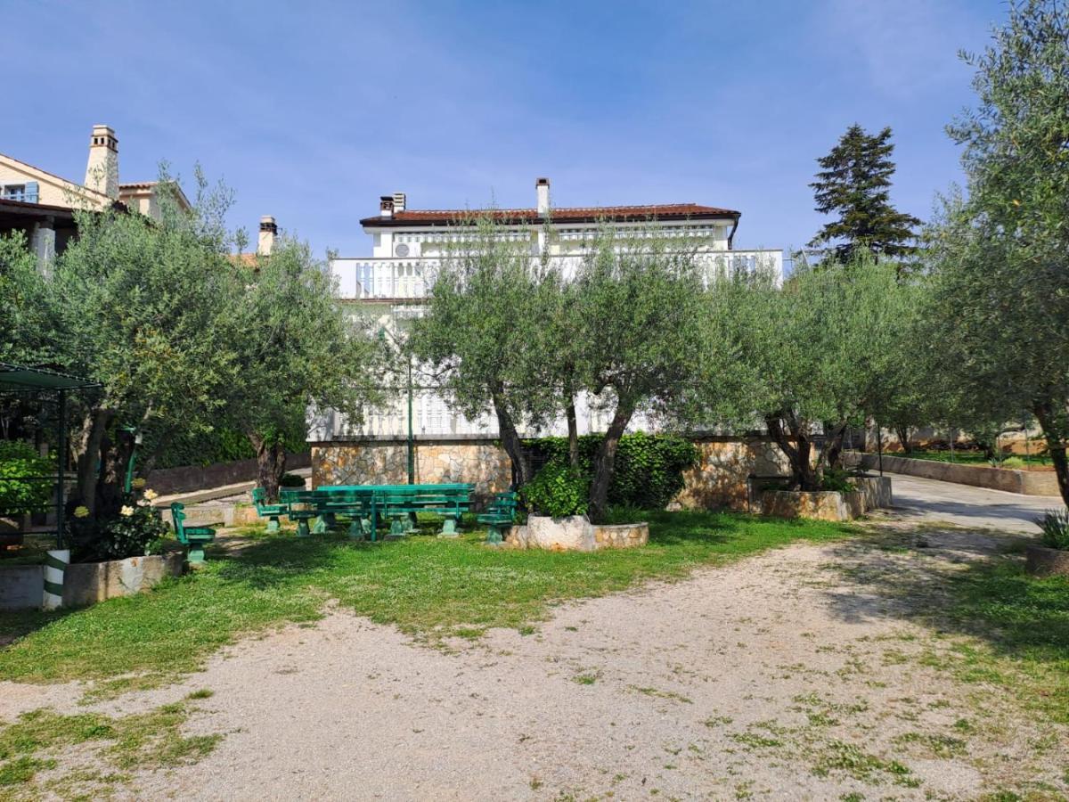 Apartments Berny Sveti Vid-Miholjice Екстериор снимка